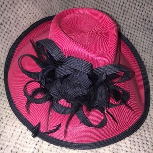 Large “derby style” hat